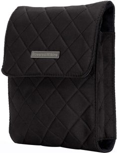 Quiltet sort transportetui i stof til Bowers & Wilkins P5 S2 hovedtelefoner, set forfra