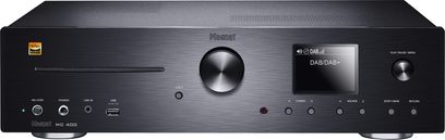 Fronten af en high-end integreret Magnat MC 400 forstærker, børstet sort, forkromede knapper, USB- og jackporte
