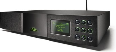 Naim Audio NDX melns tīkla audio atskaņotājs, skats no priekšpuses, zaļš displejs, sudraba krāsas pogas un vadības riņķis