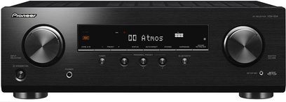 Fachada preta fosca de um amplificador de home theater Pioneer VSX-534 com tela LCD azul, botões e conectores