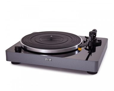 Elac Miracord 50 sort pladespiller, metal og plast, 3/4 forfra, metalplade med stribet måtte, tonearm med gul pickup