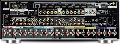 Marantz SR6013 sort hjemmebiografsforstærker, bagside, mange lyd/video-tilslutninger, Wi-Fi-antenne, strømstik