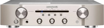 Marantz PM6007 hi-fi stereo pastiprinātājs zelta sudrabā, skats no priekšpuses, sudraba priekšējais panelis ar pogām un ligzdām, divi sudraba regulatori