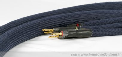 MPC Audio Absolute HP 2 x 4 m marineblåt lydkabel, forgyldte stik, på hvid baggrund