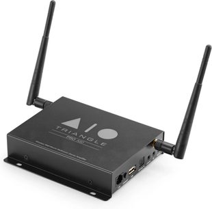 Amplificador hi-fi estéreo Triangle AIO PRO A50 preto, vista superior com duas antenas Wi-Fi desdobradas na parte traseira