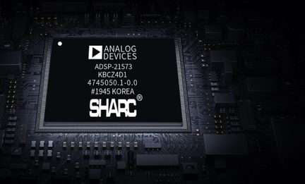 Analog Devices SHARC ADSP-21573 lydprocessor på sort printplade i close-up