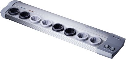 Multiprzewodowa listwa zasilająca Oehlbach Power Socket 907 w kolorze białym 17030 z 8 okrągłymi gniazdami wykonanymi z szczotkowanego aluminium, widok z góry pod niewielkim kątem