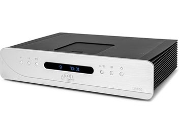 Atoll Electronique DR400 Evolution high-fidelity CD-spiller i børstet sølvfarget aluminium, sett i trekvart vinkel forfra, sentralt blått digitalt display flankert av tre runde kontrollknapper på hver side, svart topplokk med lasteåpning og store kjøleribber på sidene