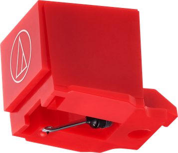 Diamantová přenoska Audio Technica ATN91R červená pro vinylový gramofon, plastové tělo s bílým logem, pohled ze tří čtvrtin