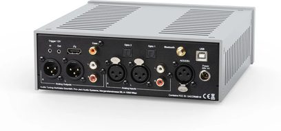Stereo-forforstærker Pro-Ject Pre Box RS2 Digital sort, set bagfra med mange digitale lydtilslutninger og XLR