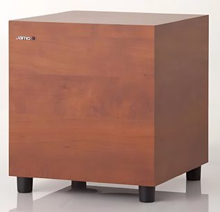 Subwoofer Jamo Sub 210 dark apple, pohled zepředu, tmavé dřevo, krychlový tvar, na černých nožkách