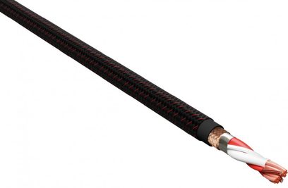 Clarus Crimson 1m analog RCA-lydkabel med sort og rød flettet kappe, afisoleret ende, der viser kobberledninger og hvide og røde isolatorer