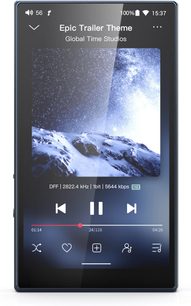 FiiO M21 mavi audiophile taşınabilir müzik çalar, ince kenarlı ve yuvarlatılmış köşelere sahip mavi metal gövde, ön yüz görünümünde tüm ön yüzü kaplayan dokunmatik ekran