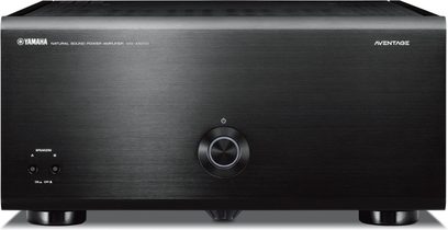 Yamaha MX-A5200 sort effektforstærker, set forfra, front i børstet aluminium med knapper og kontrolhjul, central LED-skærm