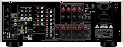 Denon AVR-1910 hemmabioanläggning, frontpanel, framifrånvy, många ingångar och knappar, digital display