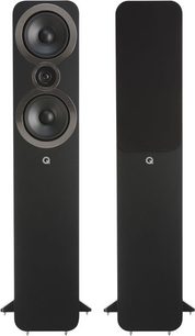 Q Acoustics 3050i kulsorte gulvhøjtalere, set forfra, to identiske sorte højttalere ved siden af hinanden