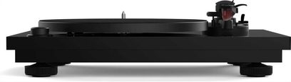 Gramofon Reloop Turn 3 MK2 černý, pohled zepředu, raménko s kazetou, talíř, ovládací prvky a nastavitelné nožičky