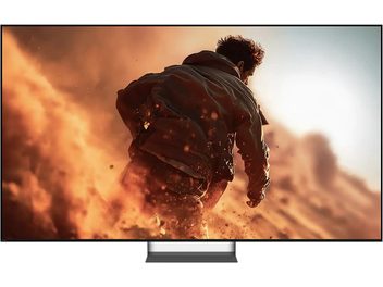 Sony Bravia 7 K55XR75M2 TV med sort ramme på fod, skærm viser en mand, der løber i støv