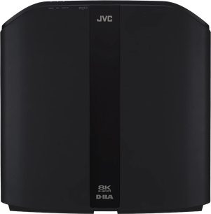 JVC DLA-NZ7 8K e-shift projektor i sort, set forfra, rektangulært format, hvidt "JVC"-logo på forsiden