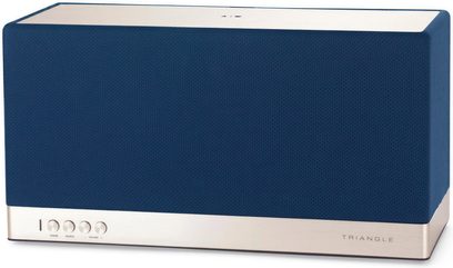 Enceinte connectée Triangle AIO 3 bleu, tissu maillé et base métal brossé, boutons frontaux, vue de trois-quarts avant
