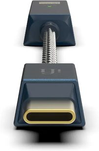 iFi Audio GO Link 2 Max портативний аудіоконвертер темно-синього кольору зі сріблястим плетеним кабелем і позолоченим роз’ємом USB-C крупним планом