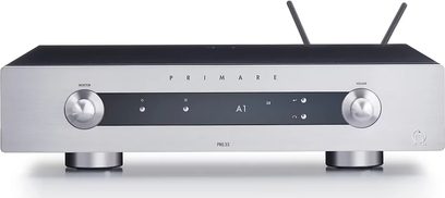Стерео предусилвател Primare PR35 Prisma сребрист, изглед отпред, 2 въртящи се бутона, цифров дисплей, 2 Wi-Fi антени
