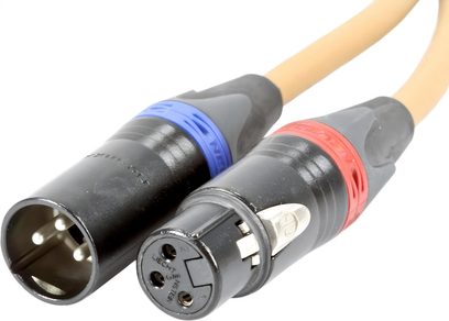 Cavo XLR Van den Hul The Second, guaina beige e connettori neri maschio e femmina con anelli rosso e blu