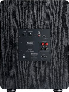 Siyah Alpha RS 12 subwoofer, arka görünüm, dikdörtgen kontrol paneli ile düğmeler, konektörler ve yazılar, dairesel ayaklar