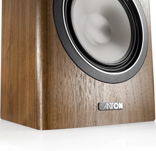 Canton Townus 30 Regal-Lautsprecher in Nussbaum, Holzgehäuse mit großem Rundlautsprecher und Logo auf der Front