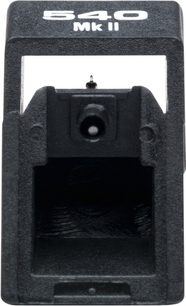 Diamante per giradischi Ortofon STYLUS 540 MK II, vista frontale, custodia nera, scritta bianca "540 Mk II" in alto