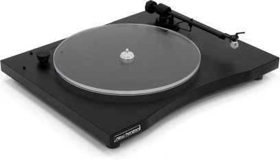 New Horizon 101 sort pladespiller set oppefra, cirkulær plade med filt, tonarm, rektangulært mat sort kabinet