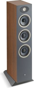 Sloupcový reproduktor Focal Theva N°2 v provedení Dark wood, pohled zepředu, 3 kulaté reproduktory, tmavá dřevěná skříň