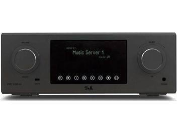 Melns T+A PSD 3100 HV stereo priekšpastiprinātājs, skats no priekšpuses, ar centrālo displeju un diviem lieliem sānu grozāmajiem regulatoriem