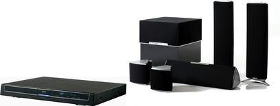 Sada kompaktních reproduktorů Jamo A405 HCS12 v černé barvě, obsahuje DVD přehrávač, 5 satelitních reproduktorů a subwoofer