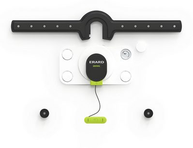 FiXiT600, set fra oven, sort og hvid struktur, cirkulære elementer, sort kabel, grønne detaljer, hvid baggrund