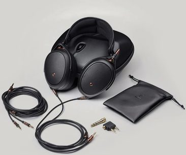 Circumaural hovedtelefoner Meze Audio Liric sort, 3,5 mm og 6,35 mm jackkabler, sort stofbæretaske