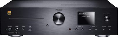 Fronten af en high-end integreret Magnat MC 400 forstærker, børstet sort, forkromede knapper, USB- og jackporte