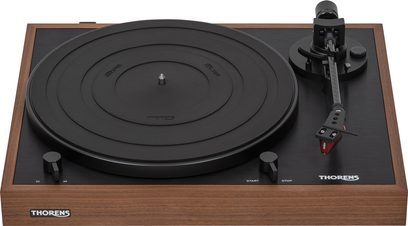 Giradischi Thorens TD 402 DD OAK 2R in legno di quercia e nero, vista dall'alto con braccio di lettura