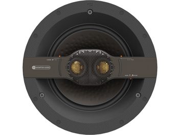 Monitor Audio C2M-T2X indbygget højttaler, set forfra, perforeret sort gitter, forgyldte højttalere, sort cirkulær ramme