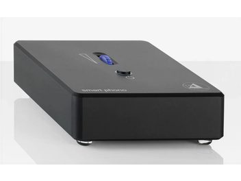 ClearAudio Smart Phono V2 forforstærker set forfra i sort, blå knap, tilslutninger på bagsiden