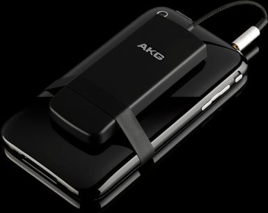 AKG K 840 KL sort hovedtelefon, venstre trekvartsvisning forfra, lukket hovedbånd og ørekopper, indtrækkeligt mikrofon til højre