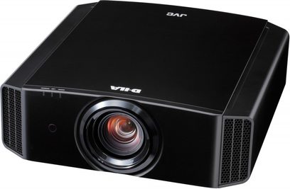 JVC DLA-X500RBE sort videoprojektor, frontvisning, centreret linse, sideluftriste, rektangulært sort blankt kabinet
