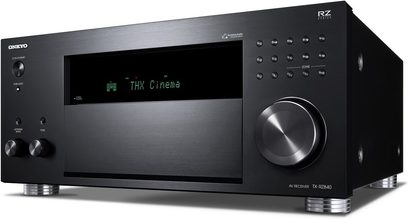 Onkyo TX-RZ840 sort hjemmebiografsforstærker, frontpanel med display, knapper og kontrolknap, set forfra