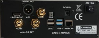 Bagpanel på en 3D Lab Nano Sonata V5 netværksaudioafspiller med digitale og analoge audioforbindelser