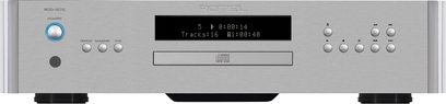Rotel RCD-1572 MKII CD-spiller i høy kvalitet sølv, frontvisning, sentralt digitalt display, sirkulære knapper til høyre og venstre