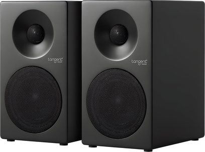 Par højtalere Tangent Spectrum II X4 i sort, set i trekvartsvinkel, med metalgitter og hornbelastede diskant-enheder