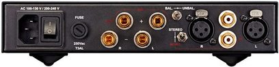 Amplificatore di potenza Nuprime STA-9 nero, vista posteriore, connettori audio RCA e XLR, terminali per diffusori, interruttore