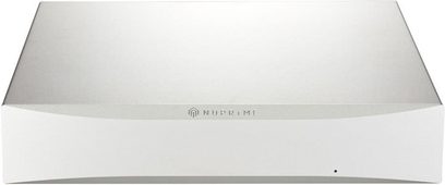 Amplificatore di potenza alta fedeltà Nuprime STA-9 argento, vista frontale, forma trapezoidale, colore argento, logo Nuprime