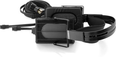 Cuffie STAX Lambda SR-L500 MK2 nere, vista frontale, con cavi e amplificatore dedicati