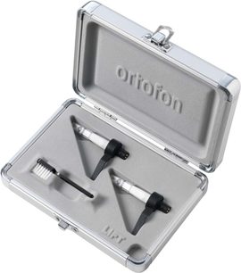 Testina Ortofon Concorde MKII TWIN SCRATCH in metallo argentato, con due punte di lettura in diamante in un alloggiamento trasparente